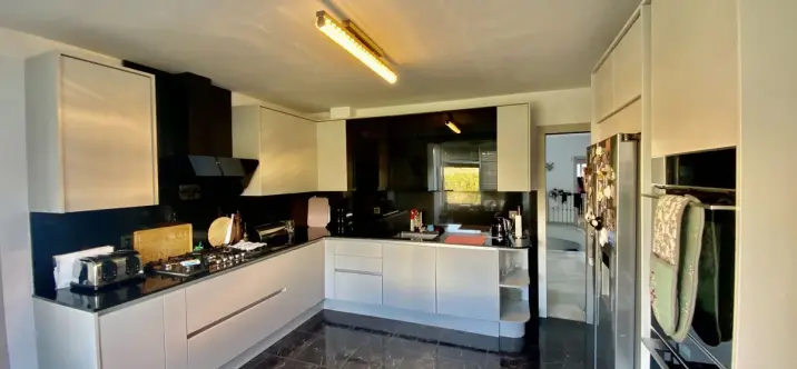 Venta de villa independiente en Calahonda 4