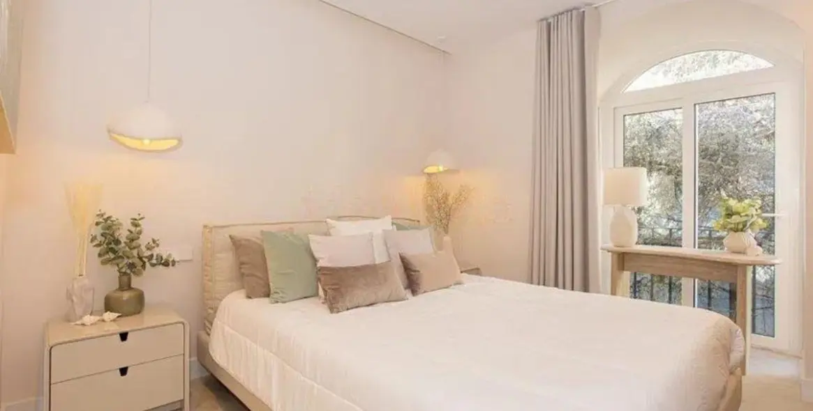 Продажа двухуровневого пентхауса в Nueva Andalucía 15