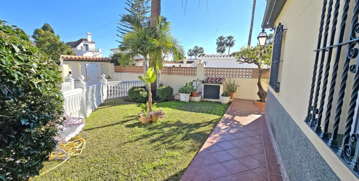 Продажа  отдельно стоящей виллы в Benalmadena Costa 7