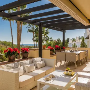 Продажа апартаментов на первом этаже в The Golden Mile