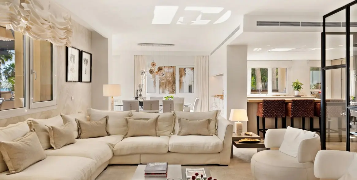 Продажа апартаментов на первом этаже в The Golden Mile 5