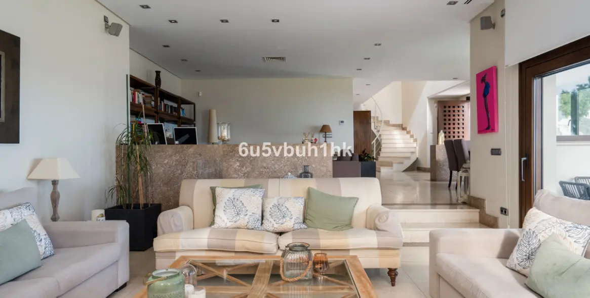 Продажа таунхауса в Malaga - Este 12