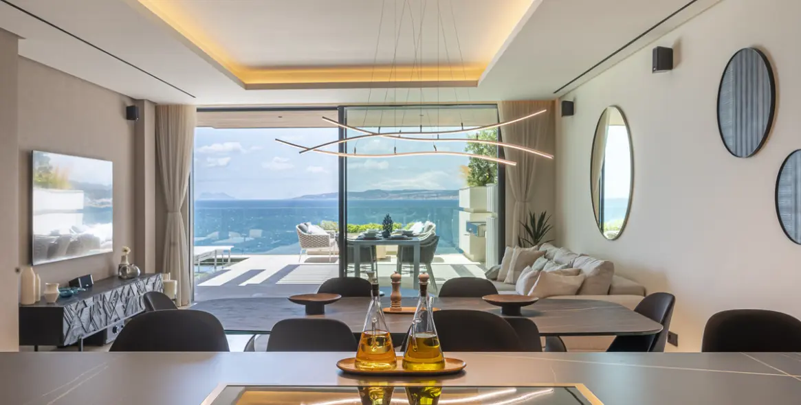 Продажа апартаментов на среднем этаже в Estepona 5