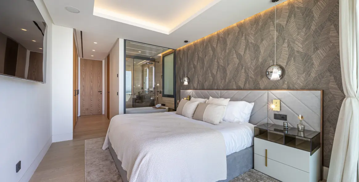 Продажа апартаментов на среднем этаже в Estepona 17