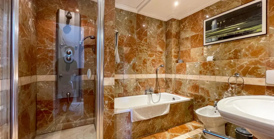 Продажа  отдельно стоящей виллы в El Rosario 16