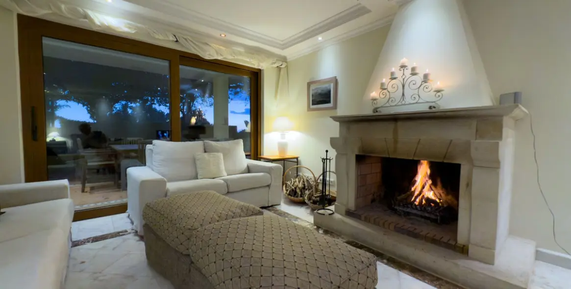 Продажа  отдельно стоящей виллы в El Rosario 55