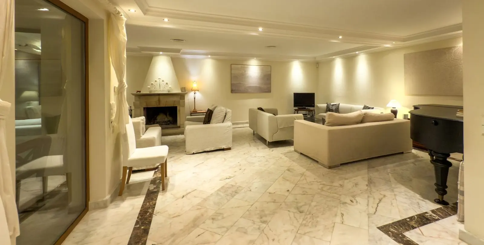 Venta de villa independiente en El Rosario 3