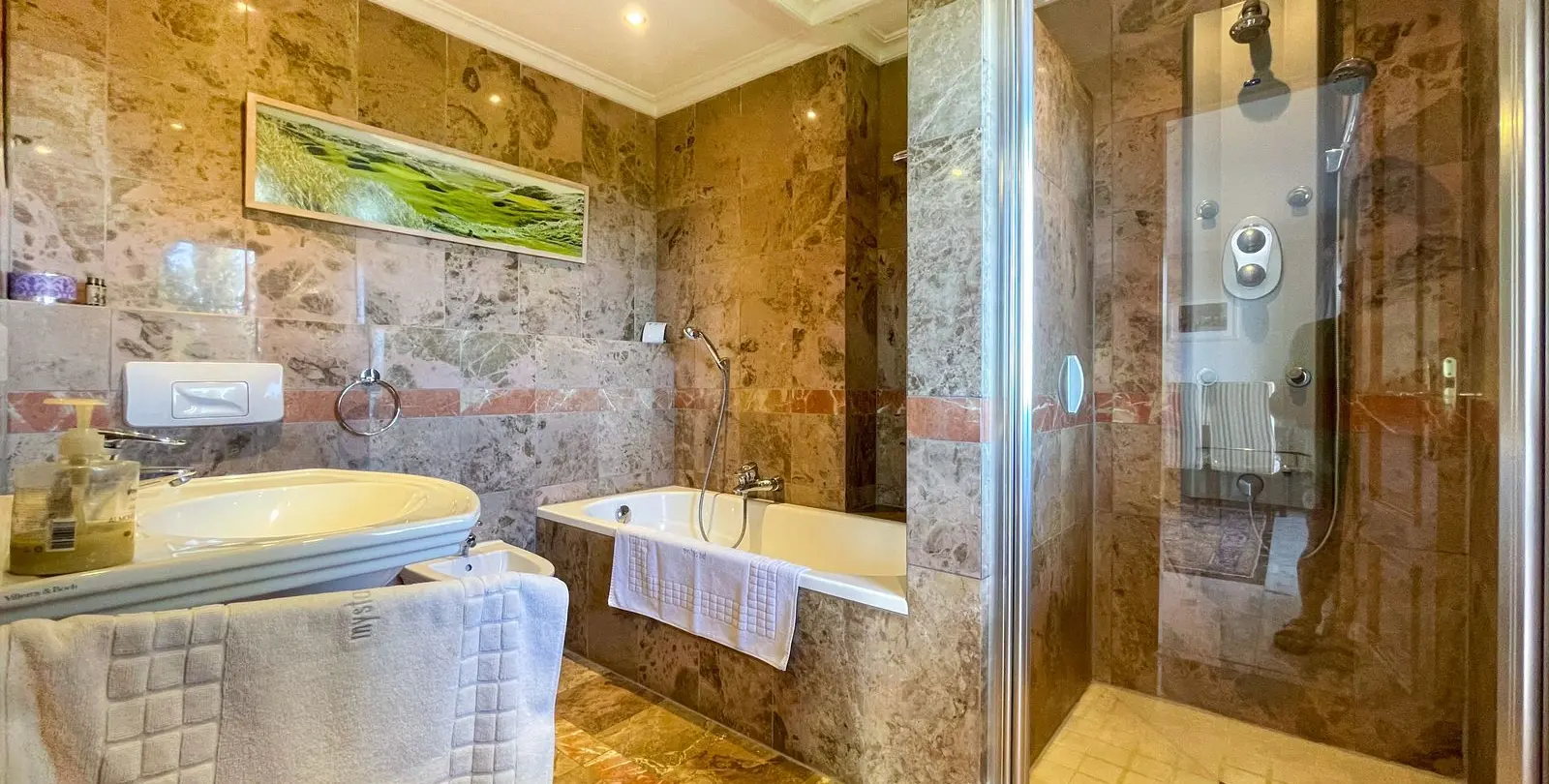 Venta de villa independiente en El Rosario 22