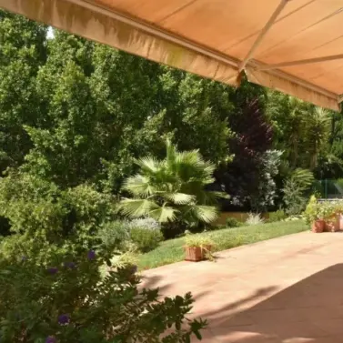 Продажа  отдельно стоящей виллы в San Roque