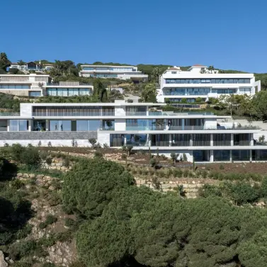 Продажа  отдельно стоящей виллы в Sotogrande