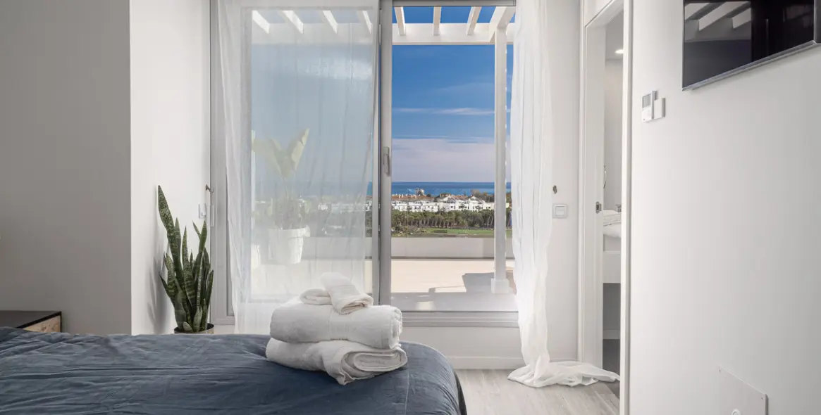 Long-term rent of penthouse in Cancelada 13