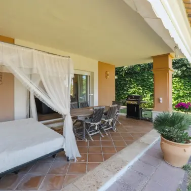 Long-term rent of townhouse in Santa Clara