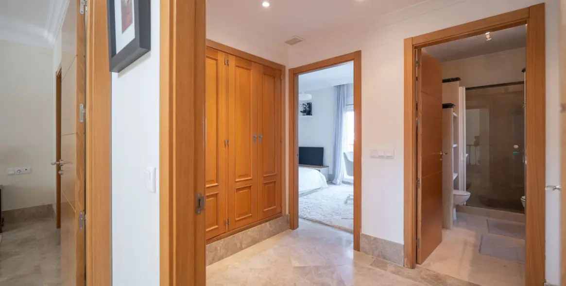 Long-term rent of townhouse in Santa Clara 16