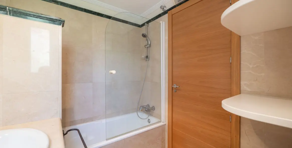 Long-term rent of townhouse in Santa Clara 29