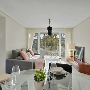 Long-term rent of middle floor apartment in Río Real