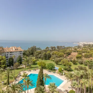 Long-term rent of middle floor apartment in Río Real