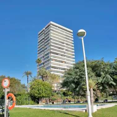 Long-term rent of middle floor apartment in Río Real