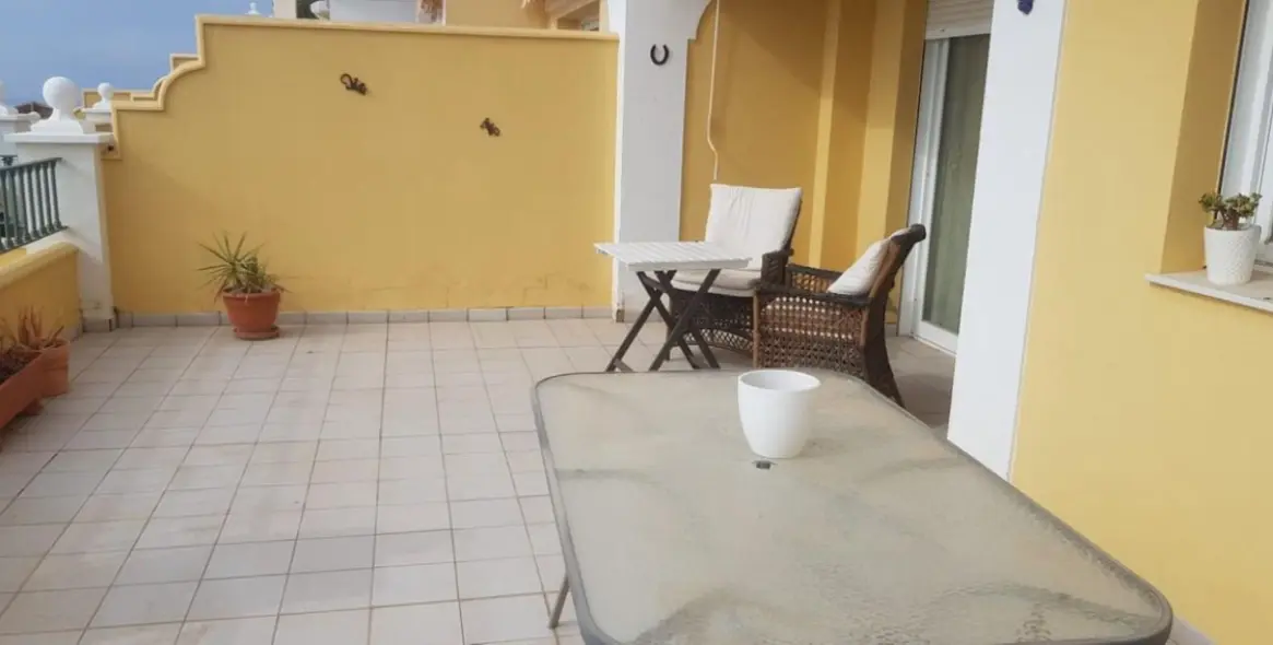 Venta de apartamento en planta media en Nerja 31