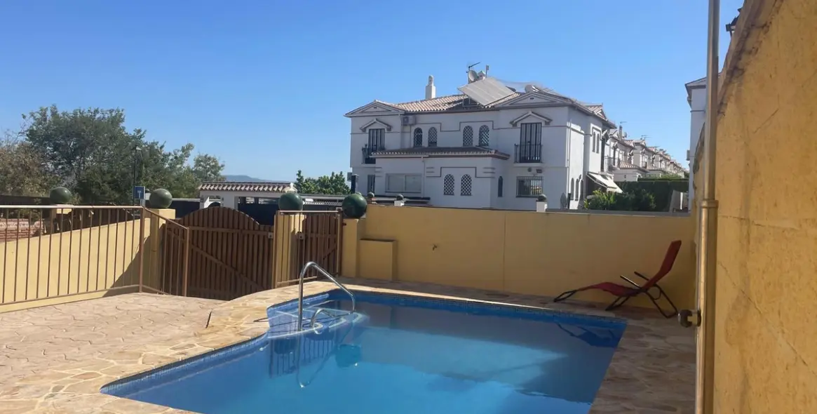 Продажа таунхауса в Alhaurín de la Torre 4