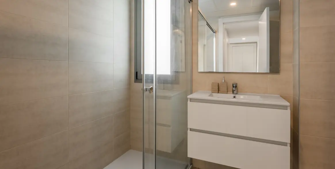 Продажа апартаментов на среднем этаже в Estepona 20