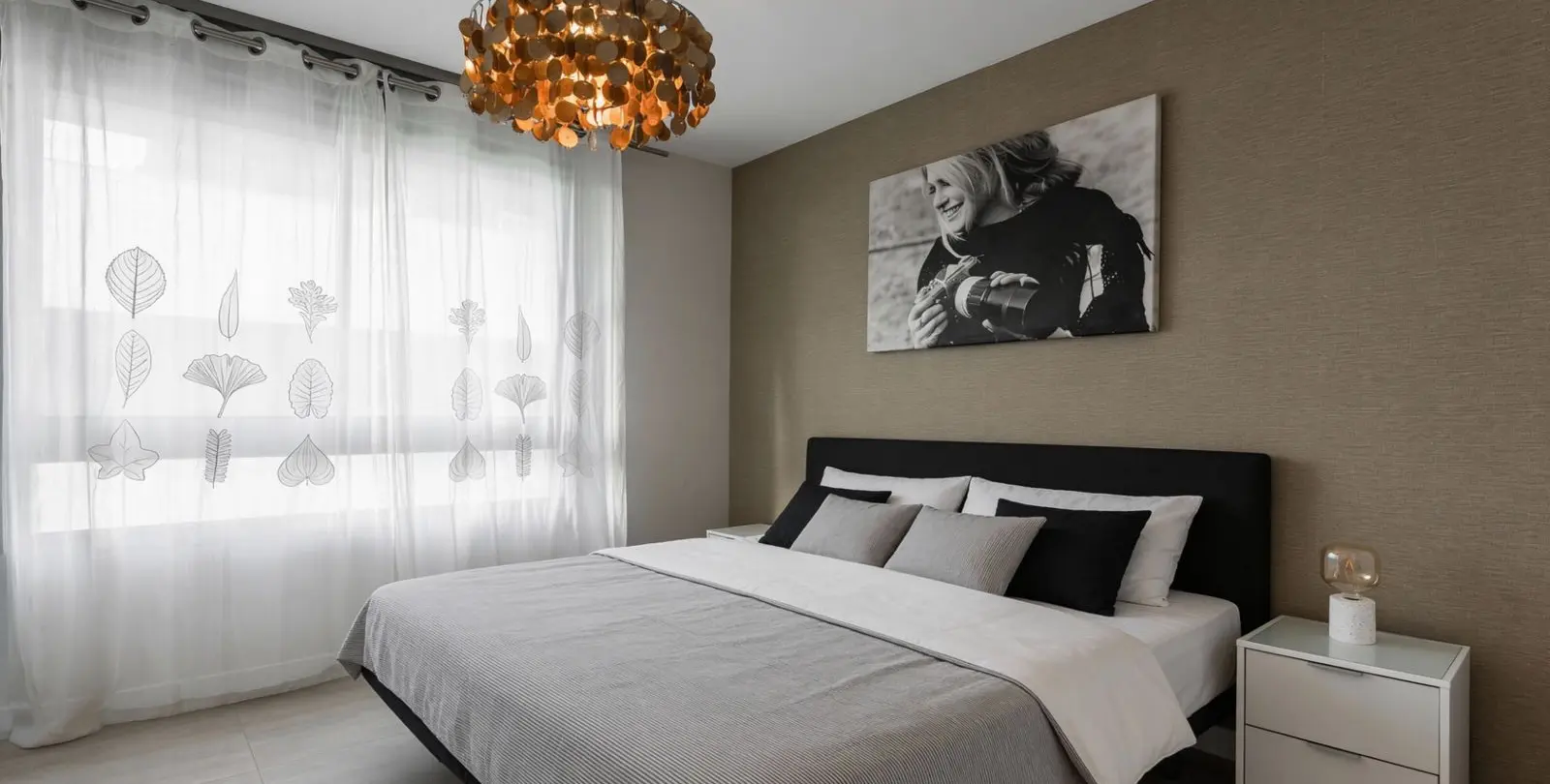 Sale of middle floor apartment in Estepona 19