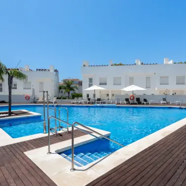 Sale of townhouse in Calahonda