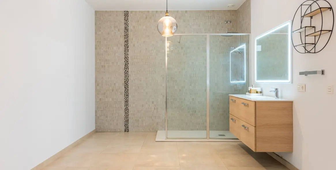 Sale of townhouse in Calahonda 22