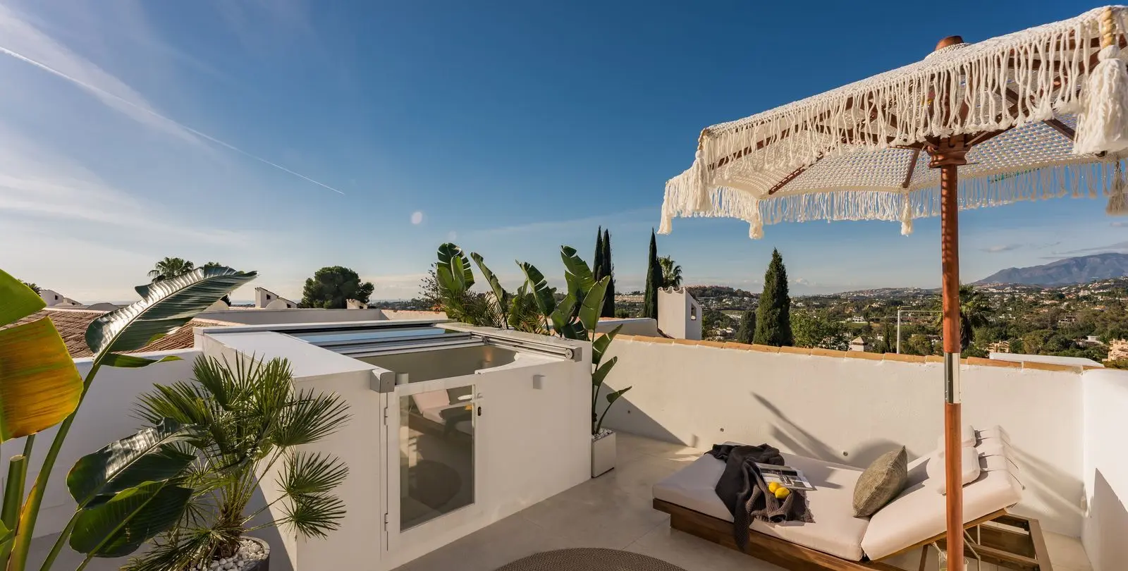 Sale of townhouse in Nueva Andalucía 24