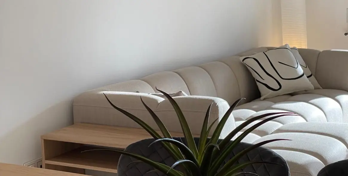 Alquiler a largo plazo de apartamento en planta media en San Pedro de Alcántara 2