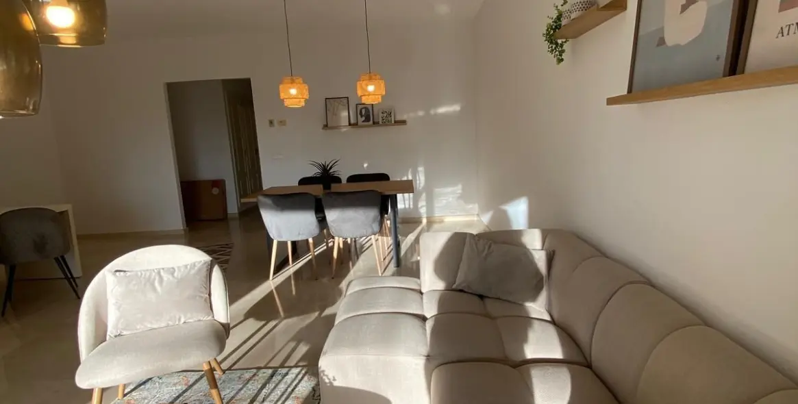 Alquiler a largo plazo de apartamento en planta media en San Pedro de Alcántara 4