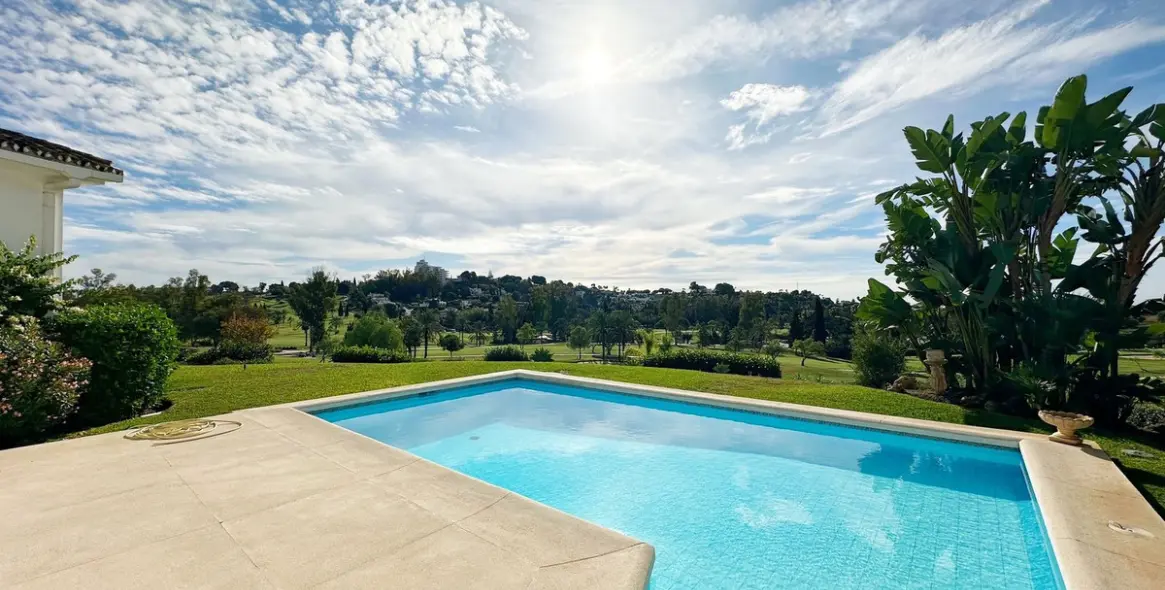 Долгосрочная аренда  отдельно стоящей виллы в El Paraiso 4