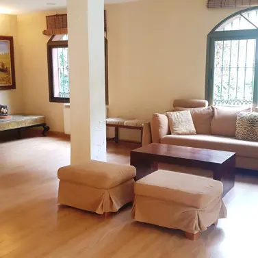 Продажа  отдельно стоящей виллы в Elviria