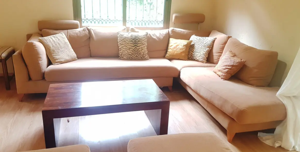 Продажа  отдельно стоящей виллы в Elviria 7