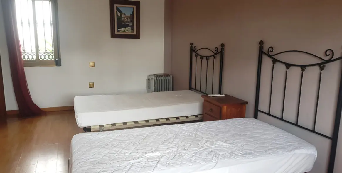 Sale of detached villa in Elviria 27