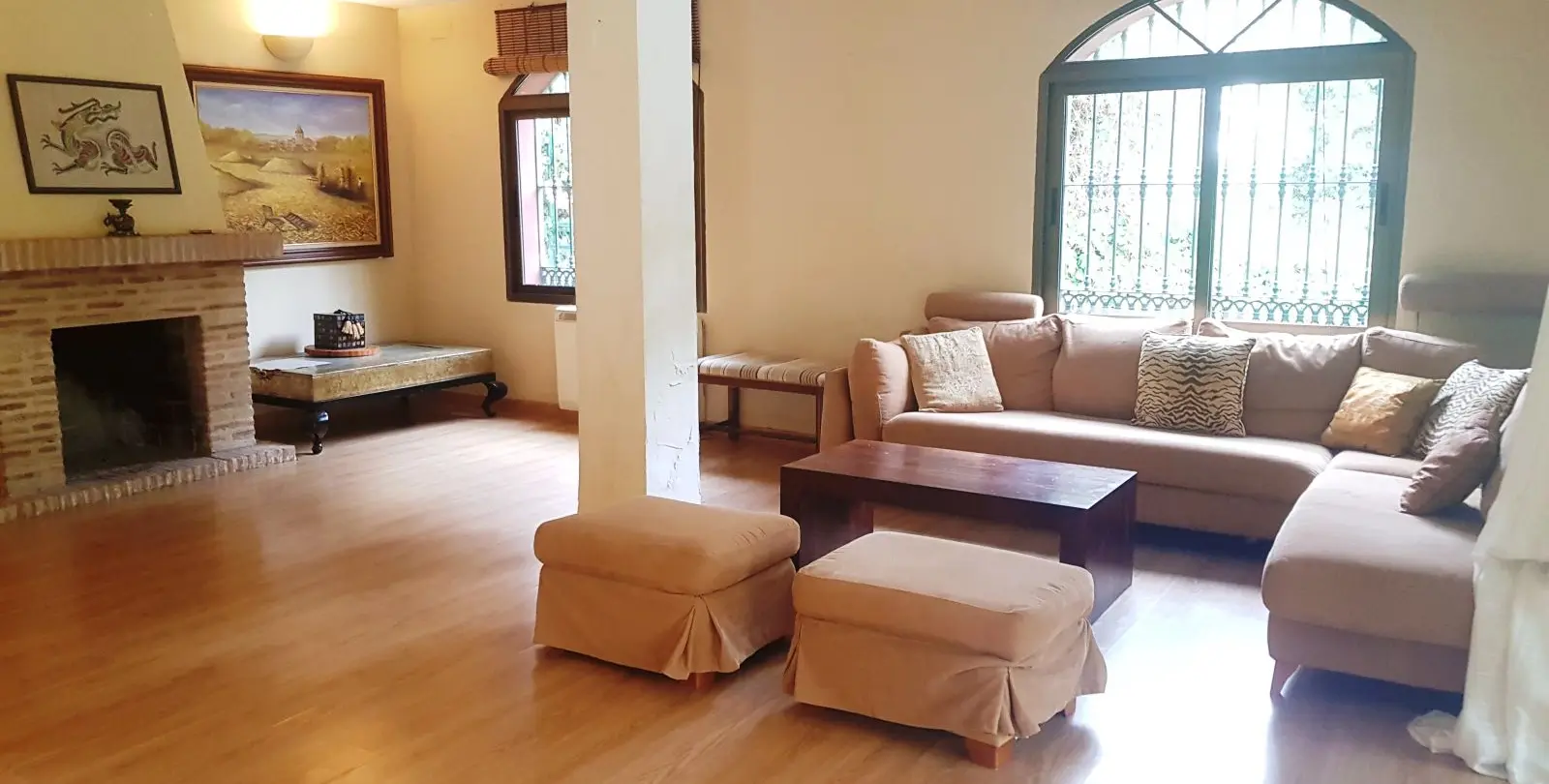 Продажа  отдельно стоящей виллы в Elviria 5