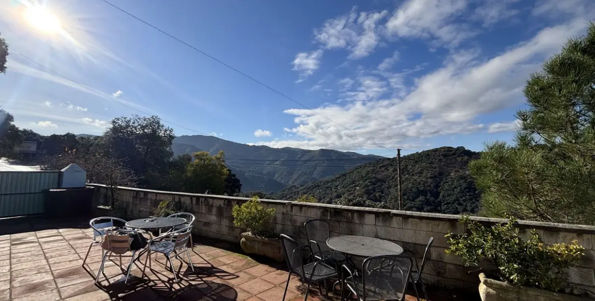 Sale of hostel in Júzcar 2