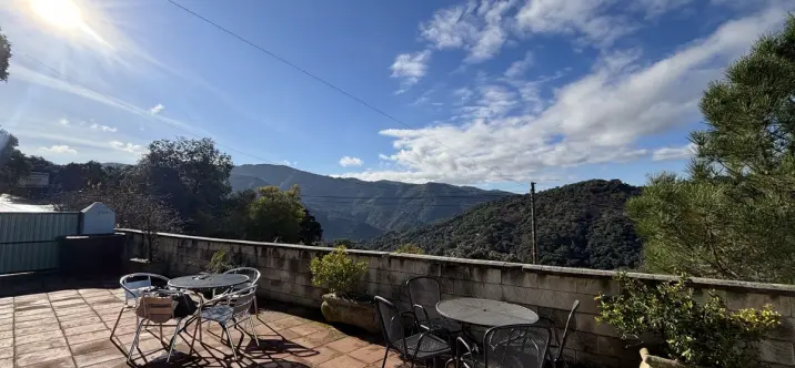 Продажа хостела в Júzcar 1