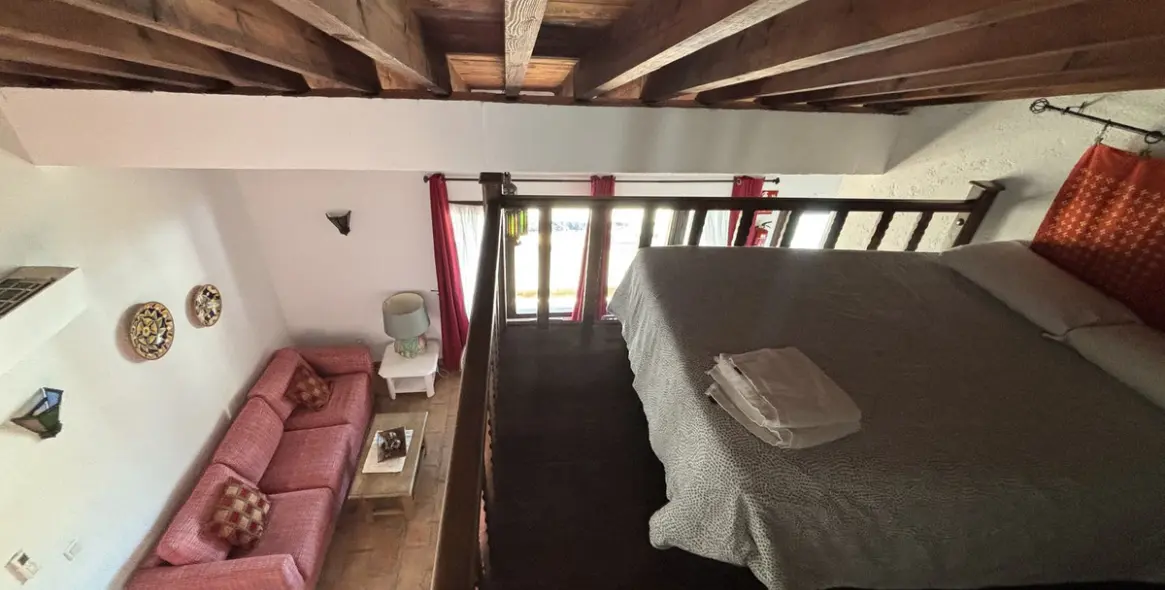 Sale of hostel in Júzcar 4