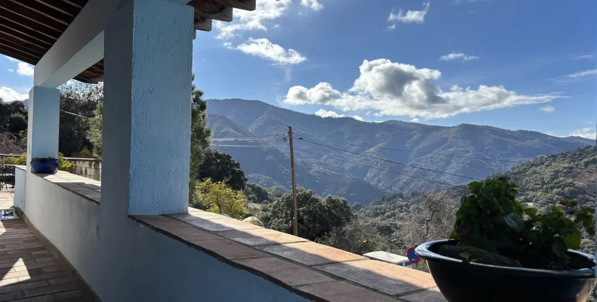 Продажа хостела в Júzcar 28