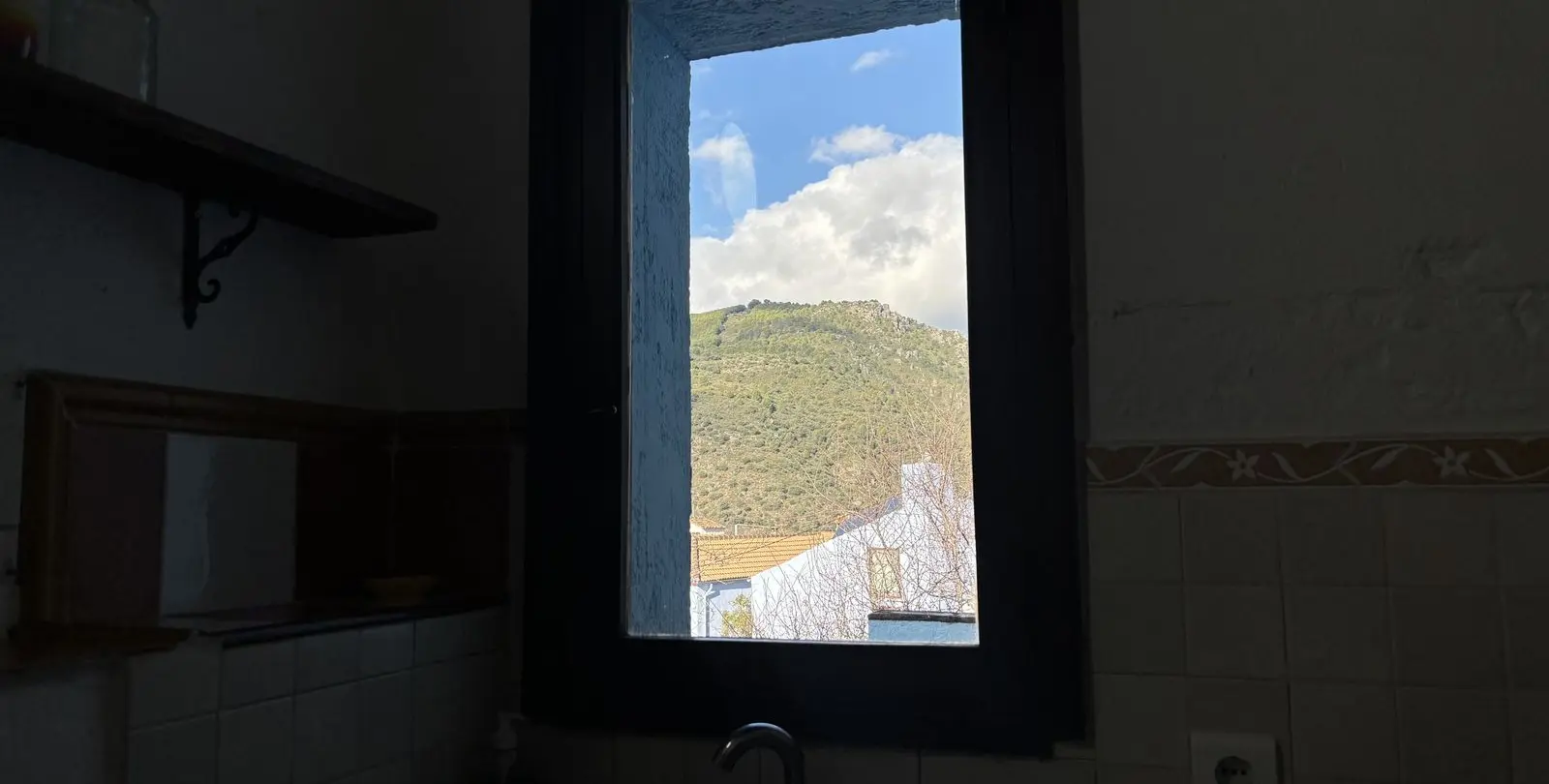 Sale of hostel in Júzcar 8