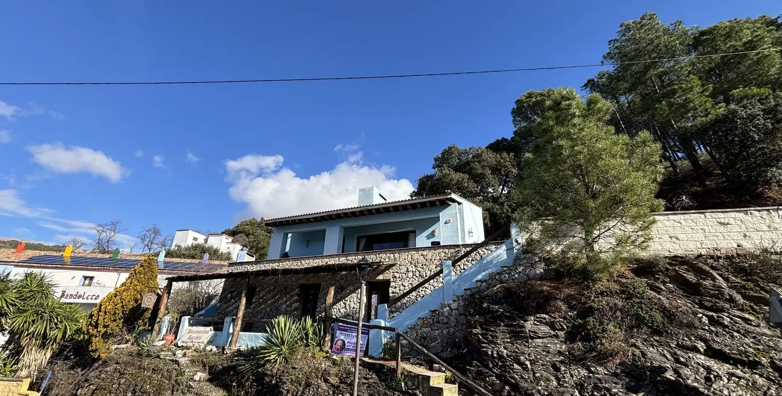Sale of hostel in Júzcar 26