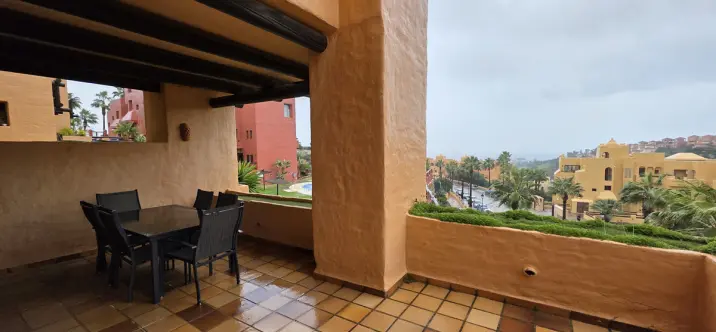 Продажа апартаментов на первом этаже в La Duquesa 4