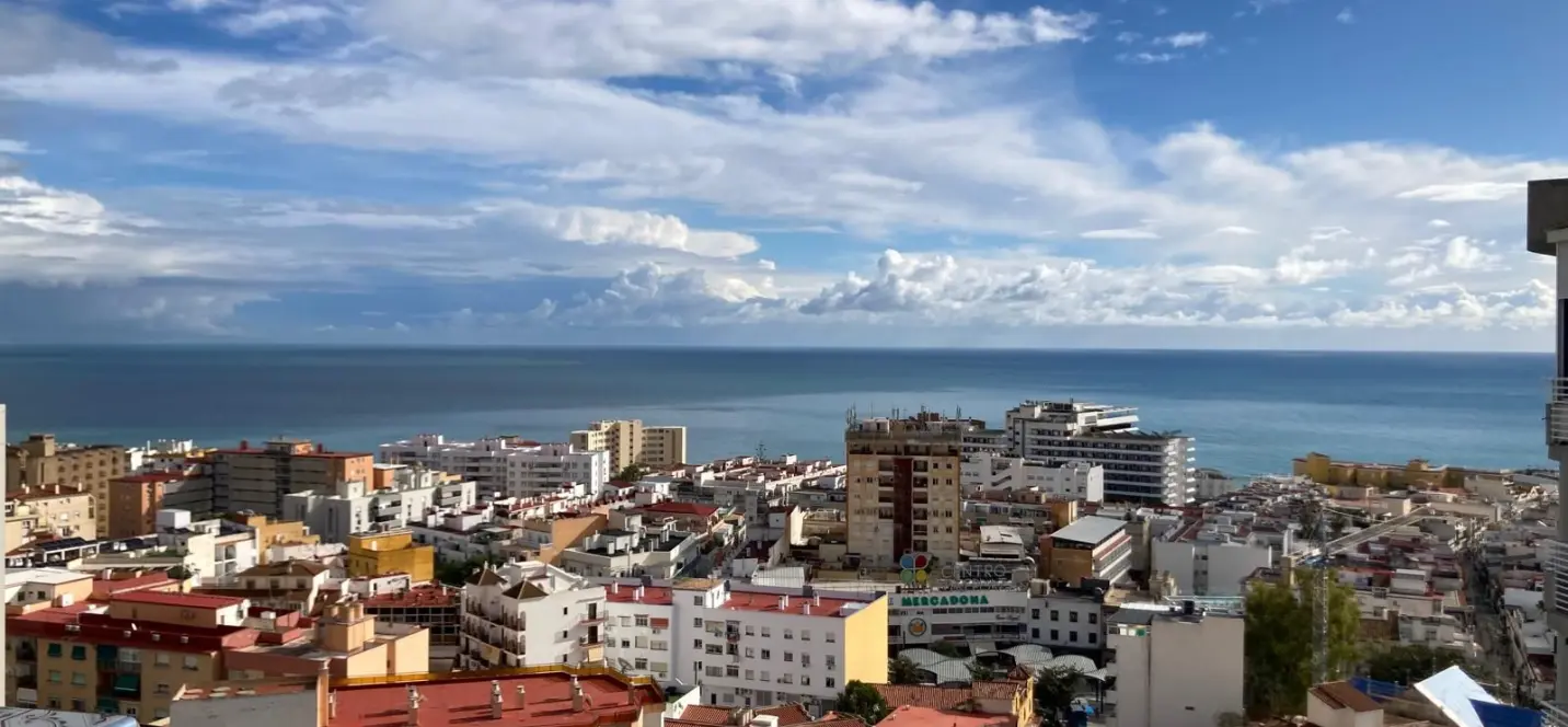 Sale of penthouse in Torremolinos Centro 1