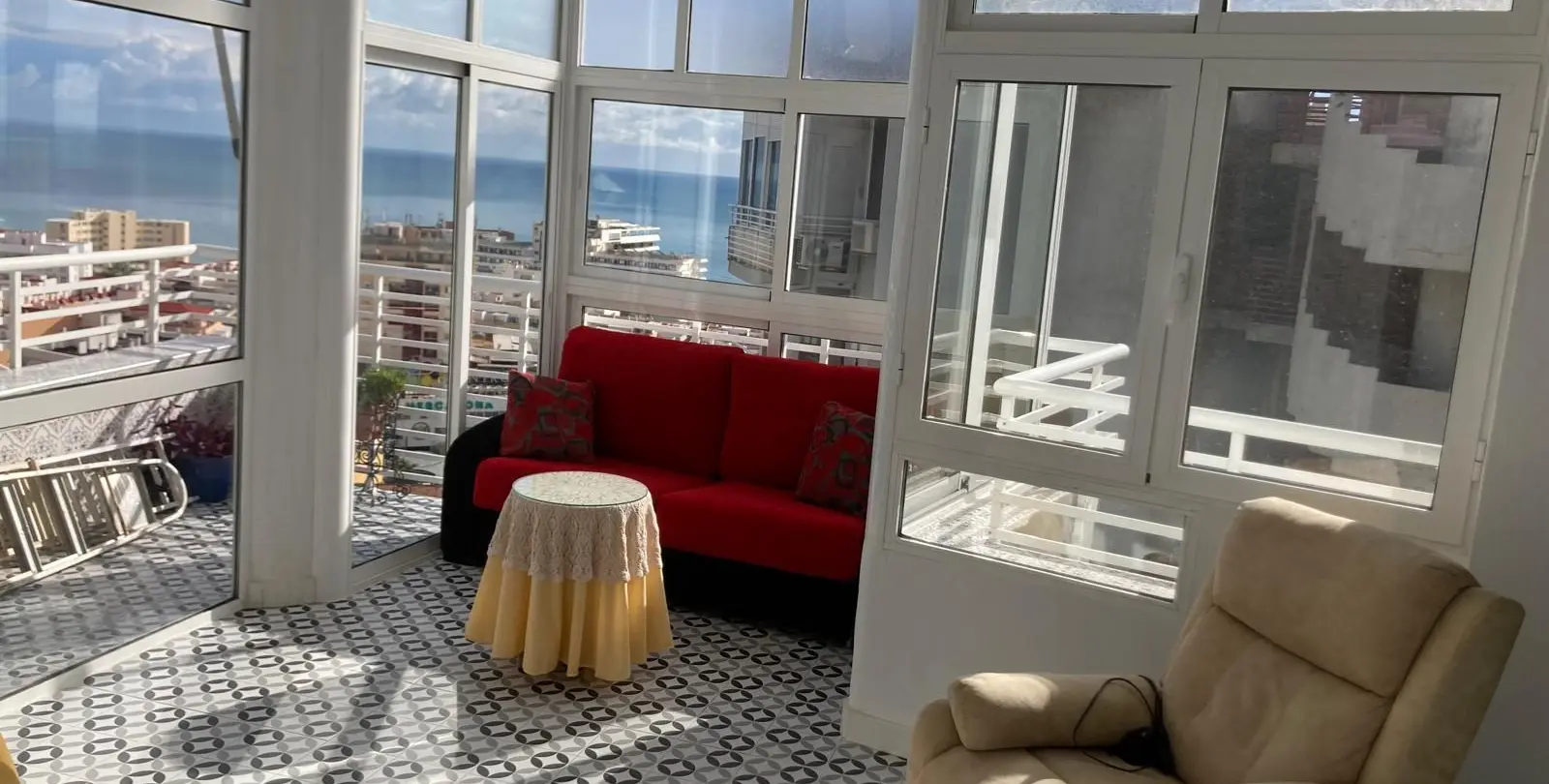 Продажа пентхауса в Torremolinos Centro 12