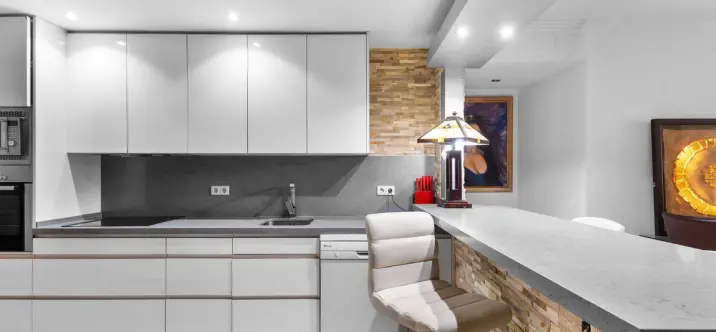 Продажа апартаментов на первом этаже в Guadalmina Alta 1