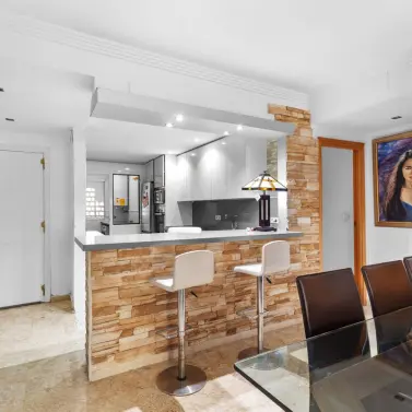 Продажа апартаментов на первом этаже в Guadalmina Alta