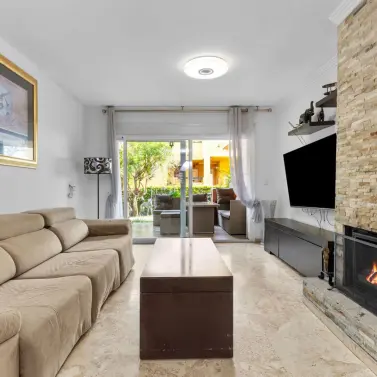 Продажа апартаментов на первом этаже в Guadalmina Alta