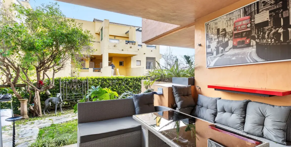 Продажа апартаментов на первом этаже в Guadalmina Alta 14