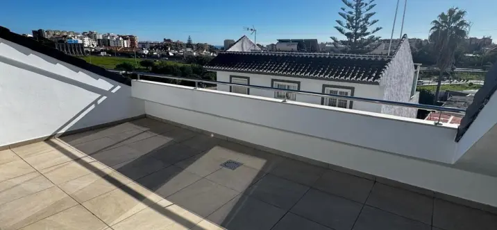 Sale of middle floor apartment in Fuengirola 4