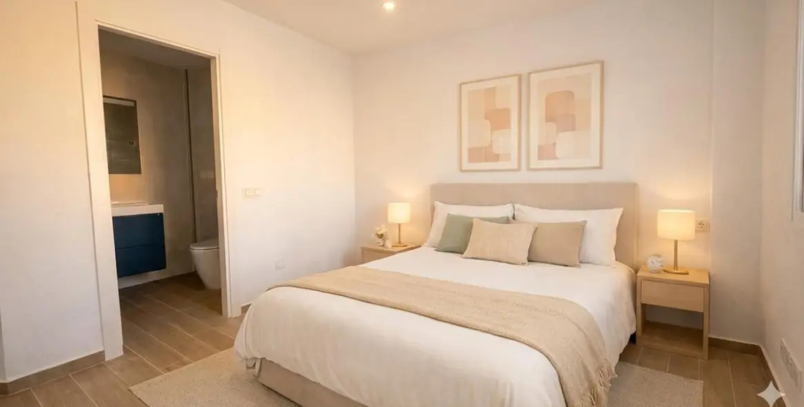 Sale of middle floor apartment in Fuengirola 15